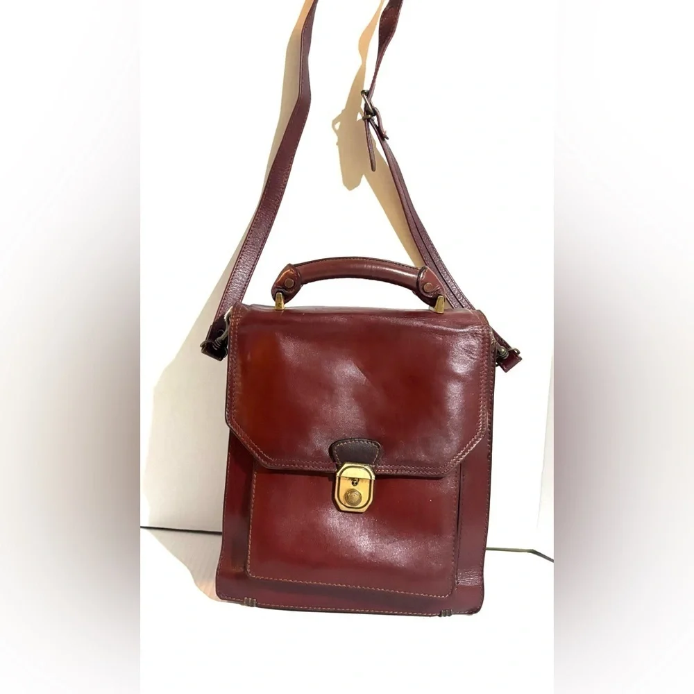 Vintage  unisex Elegant Brown Leather crossbody Men's Bag